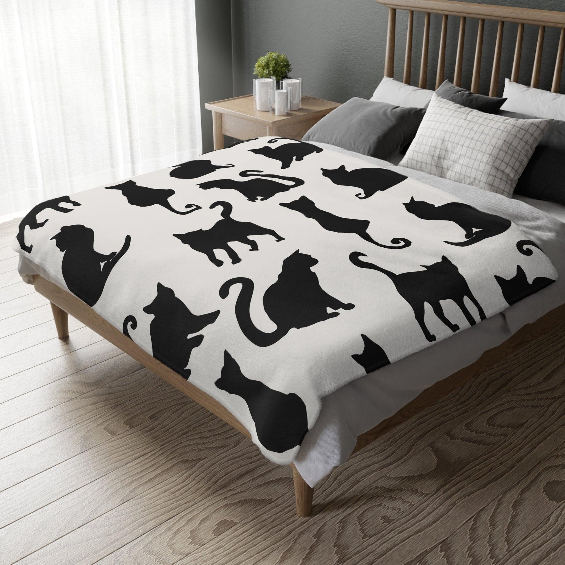 Black Cat Velveteen Minky Blanket - Deeg Family Design